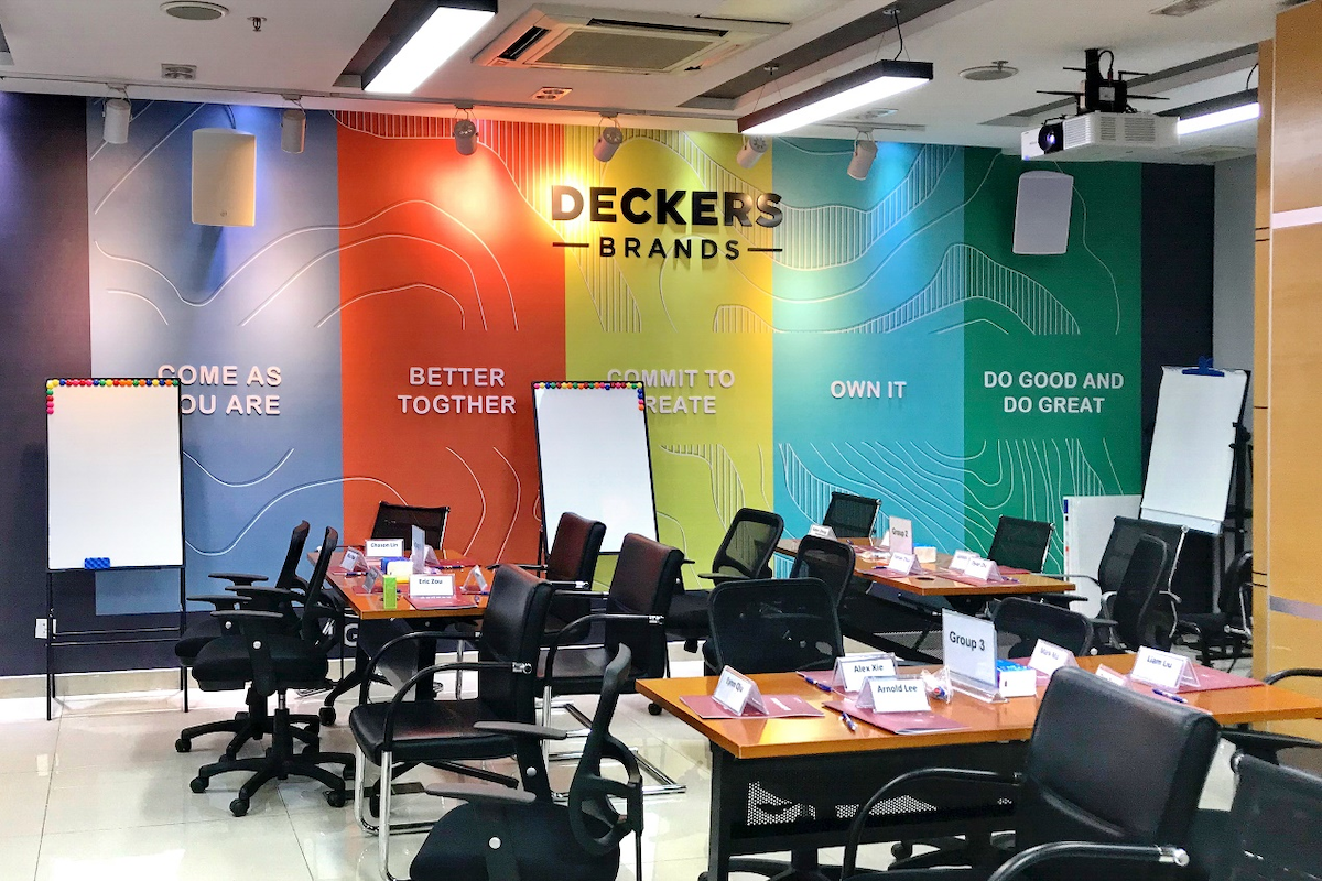 案例|AG旗舰厅ADECIA会议解决方案协助跨国公司Deckers实现多种会议场景