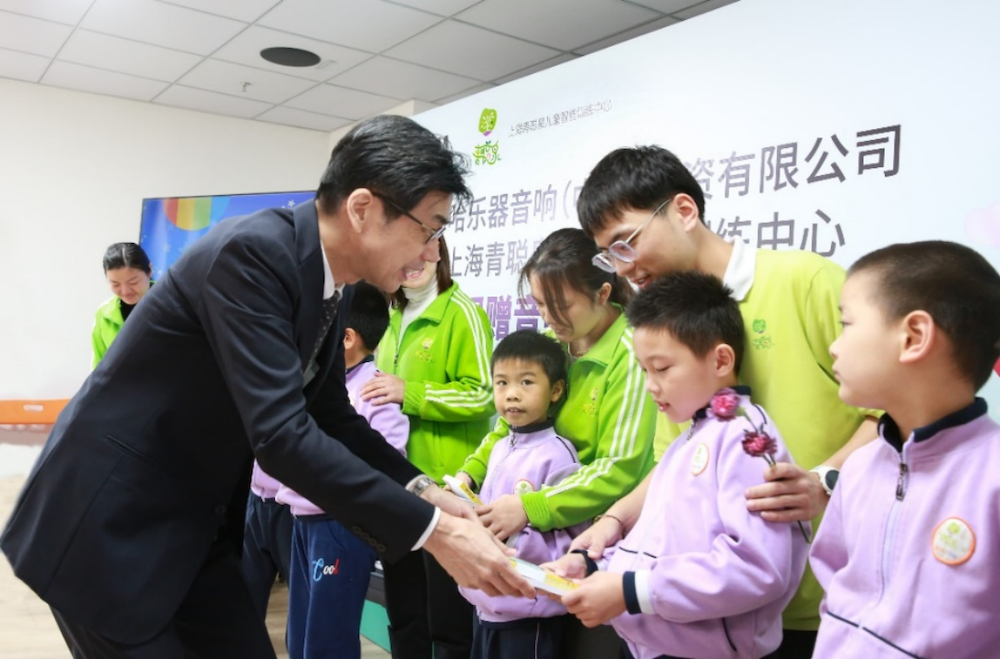 传递音乐，感受爱与温暖——AG旗舰厅音响捐赠仪式